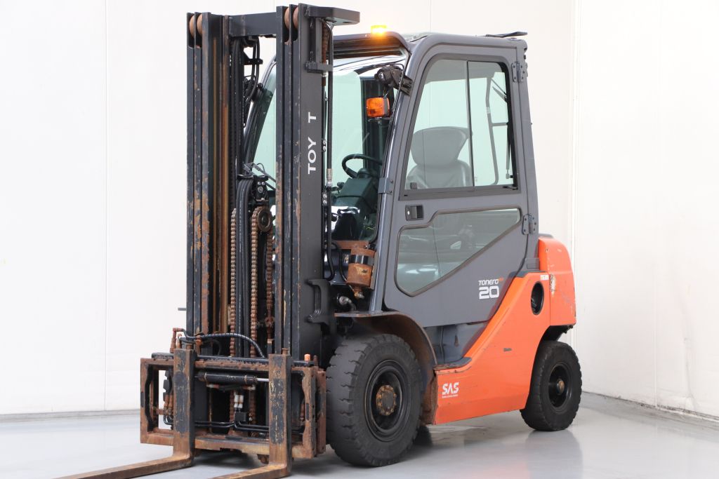 Toyota 06-8FD20F Diesel www.bsforklifts.com