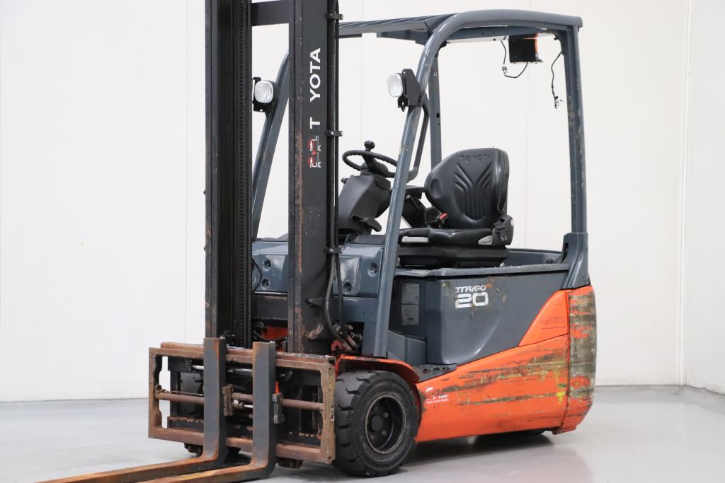 Toyota 8FBE20T Elektro 3 Rad-Stapler www.heinbockel-gabelstapler.de