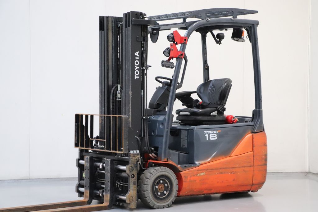 Toyota 8FBE18T Elektro 3 Rad-Stapler www.heinbockel-gabelstapler.de