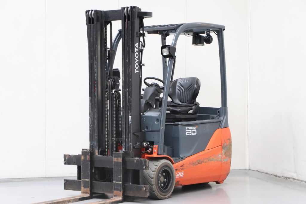 Toyota 8FBET20 Elektro 3 Rad-Stapler www.heinbockel-gabelstapler.de