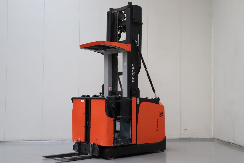 BT OME100H Hochhubkommissionierer www.heinbockel-gabelstapler.de