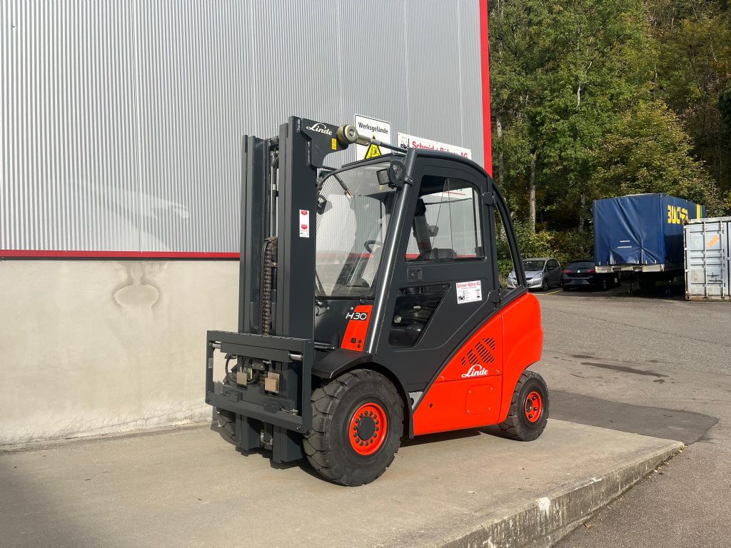 Linde-H30D-Dieselstapler-www.sbstapler.ch