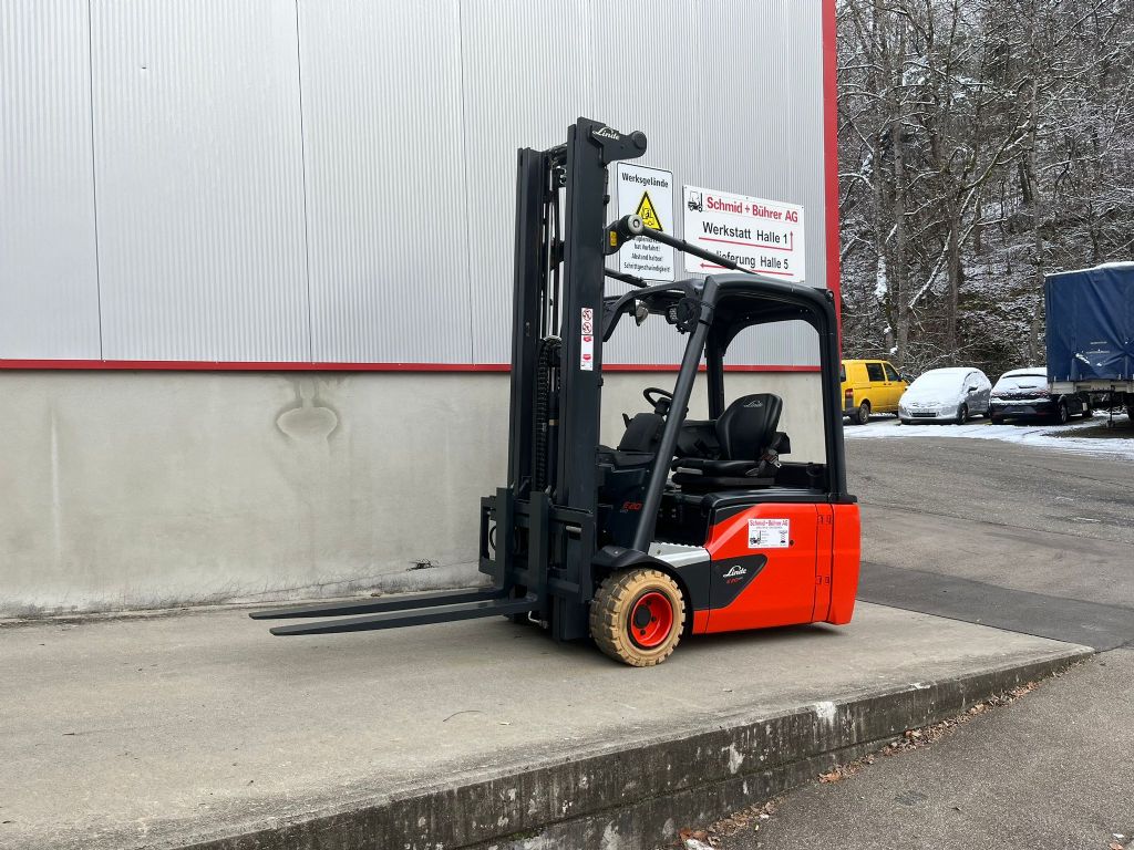 Linde-E20L-02-Elektro 3 Rad-Stapler-www.sbstapler.ch