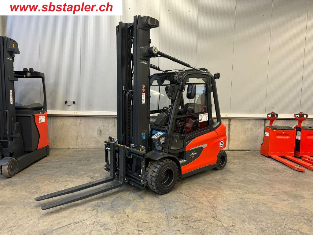 Linde E35L-01 Elektro 4 Rad-Stapler www.sbstapler.ch