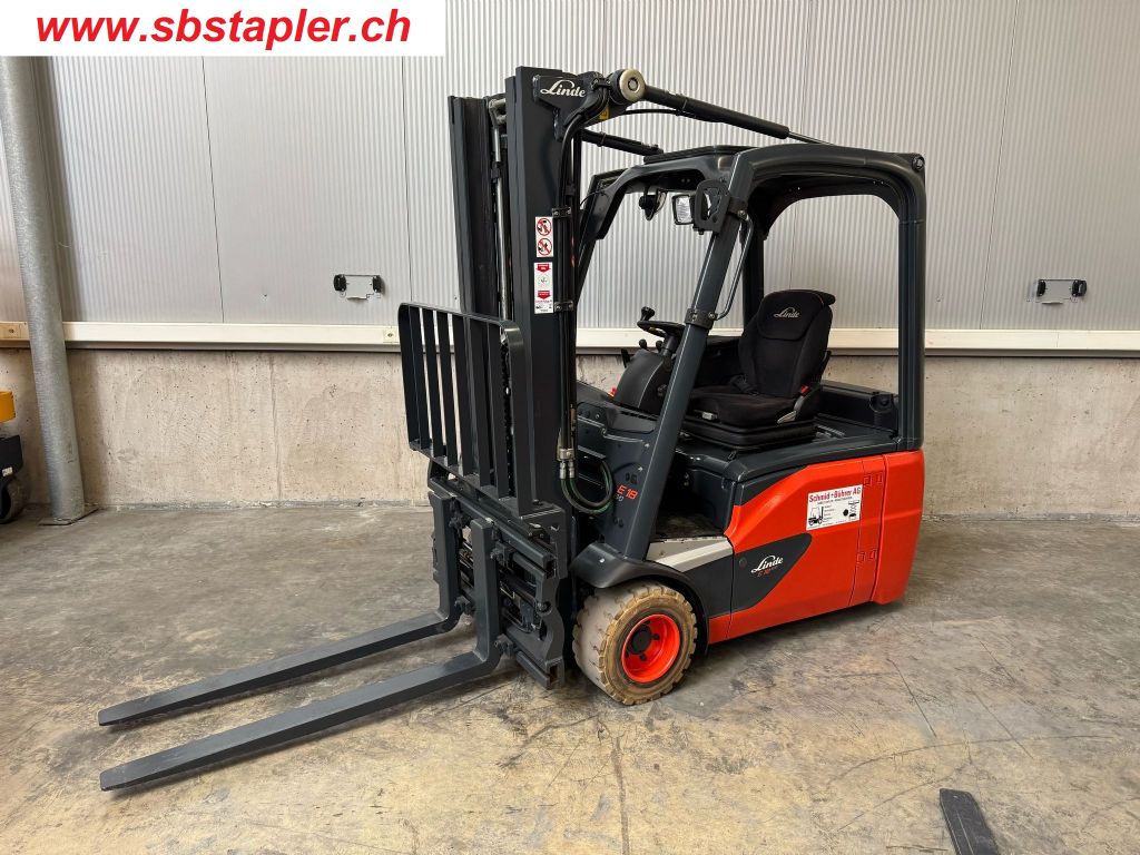Linde-E18-02-Elektro 3 Rad-Stapler-www.sbstapler.ch