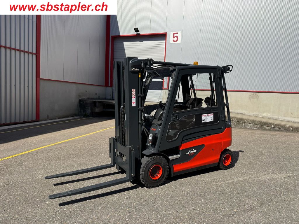 Linde E25L-01 Elektro 4 Rad-Stapler www.sbstapler.ch
