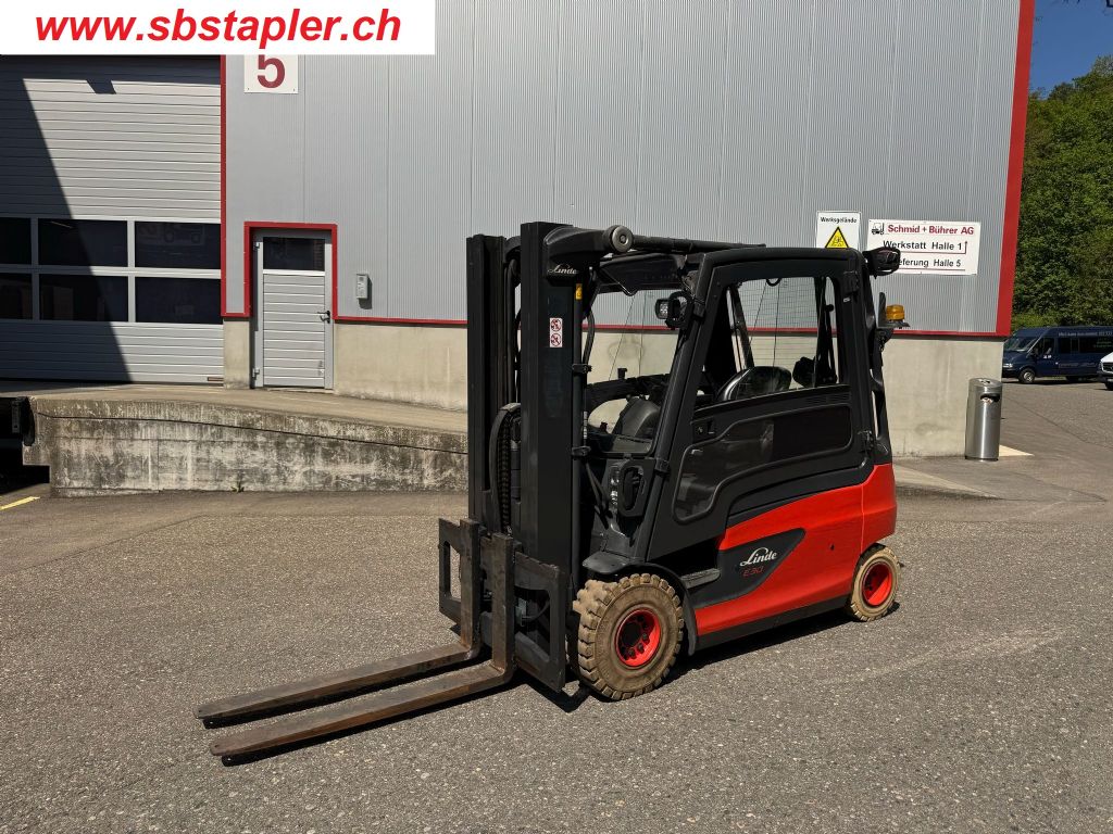Linde E30L-01 Elektro 4 Rad-Stapler www.sbstapler.ch Linde E30L-01 Elektro 4 Rad-Stapler www.sbstapler.ch
