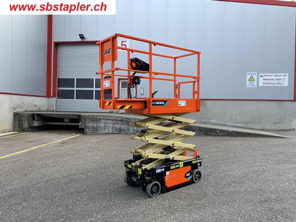 JLG ES 1530 L Scherenarbeitsbühne www.sbstapler.ch JLG ES 1530 L Scherenarbeitsbühne www.sbstapler.ch