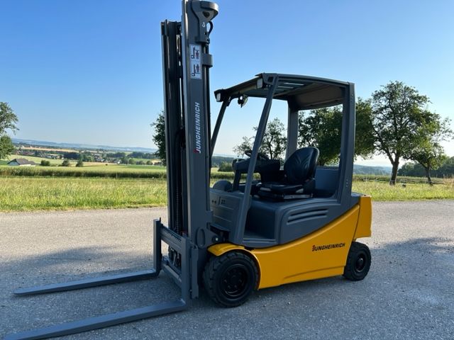 Jungheinrich EFG 320 Elektro 4 Rad-Stapler www.burgstaller.cc