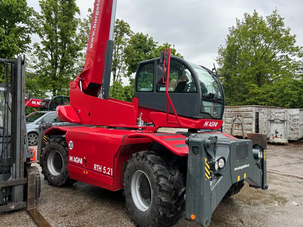 Magni RTH 5.21 Roto Teleskopstapler drehbar www.burgstaller.cc