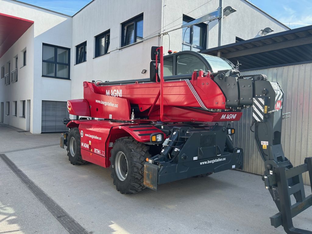 Magni RTH6.22 Teleskopstapler drehbar www.burgstaller.cc