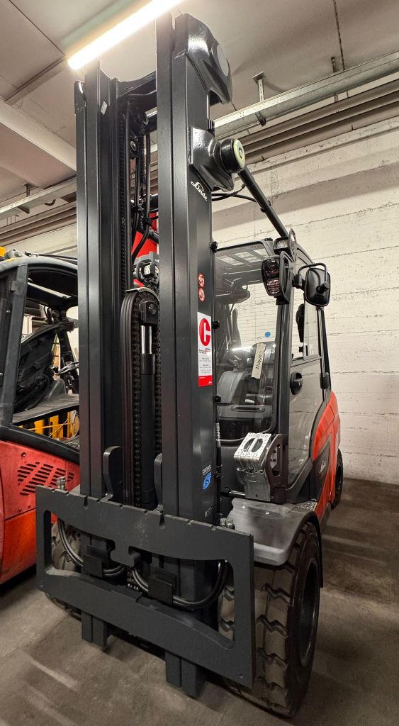 Linde H35D - 01  Dieselstapler www.cemiat.com