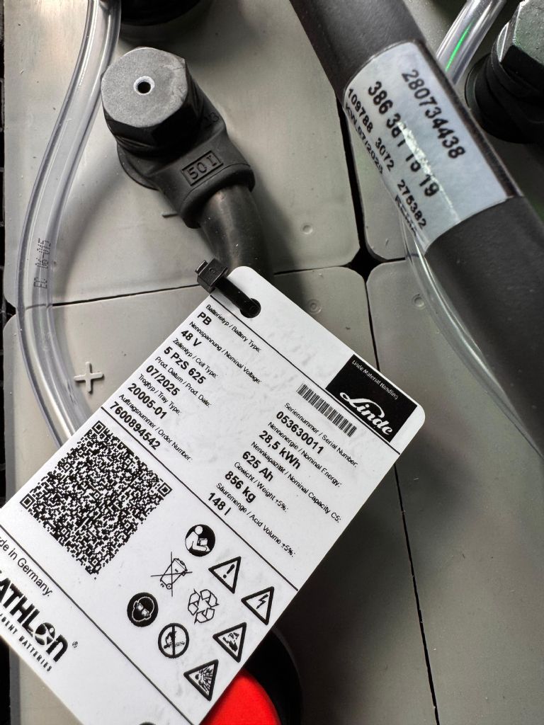 Linde E18 - 02  Elektro 3 Rad-Stapler www.cemiat.com