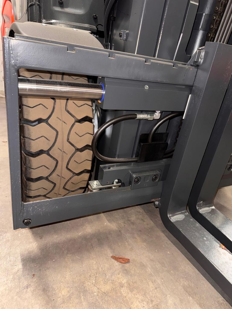 Linde H30D - 01  Dieselstapler www.cemiat.com