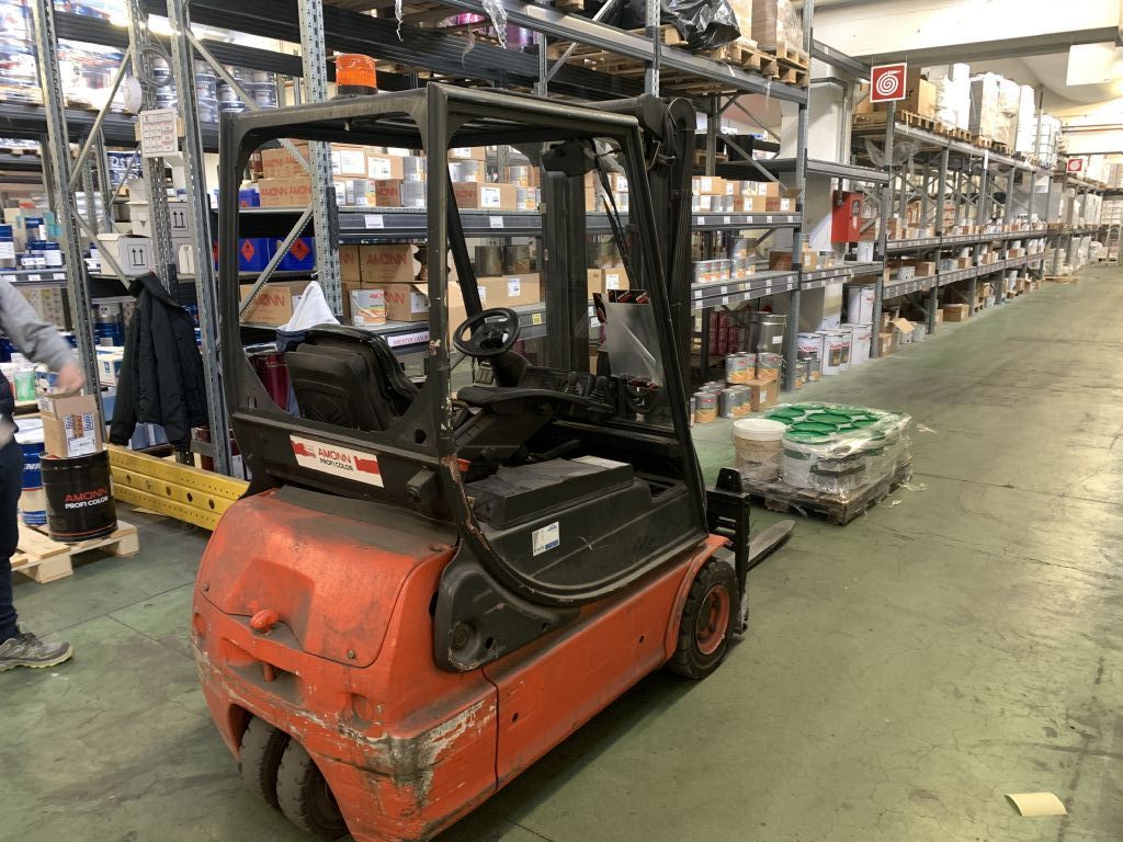 Linde E16C-02 Elektro 3 Rad-Stapler www.cemiat.com