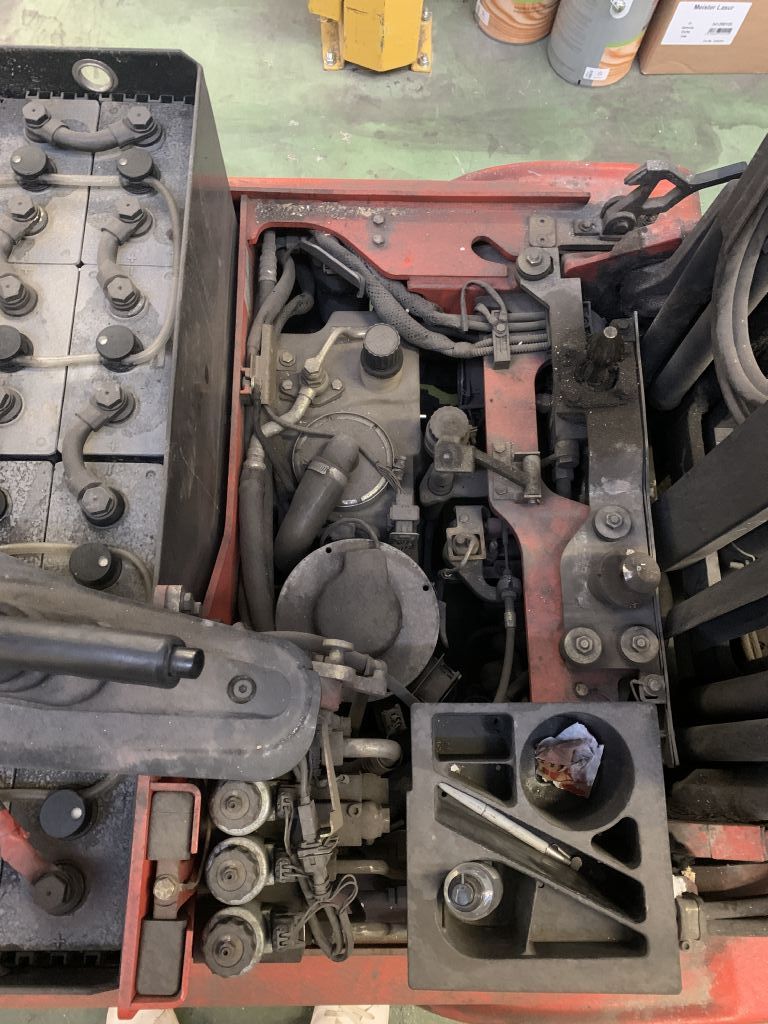 Linde E16C-02 Elektro 3 Rad-Stapler www.cemiat.com