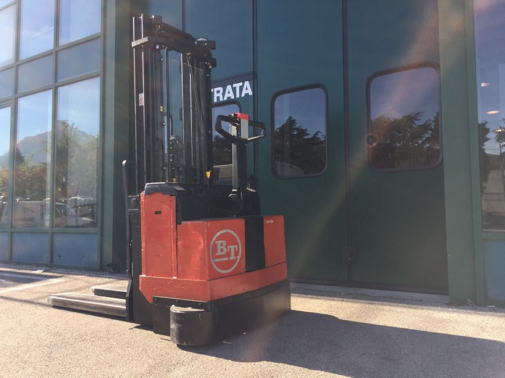 BT LSV 1250 Hochhubwagen www.cemiat.com