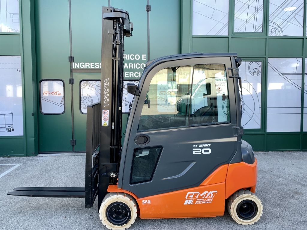 Toyota 8FBMT20 Elektro 4 Rad-Stapler www.cemiat.com