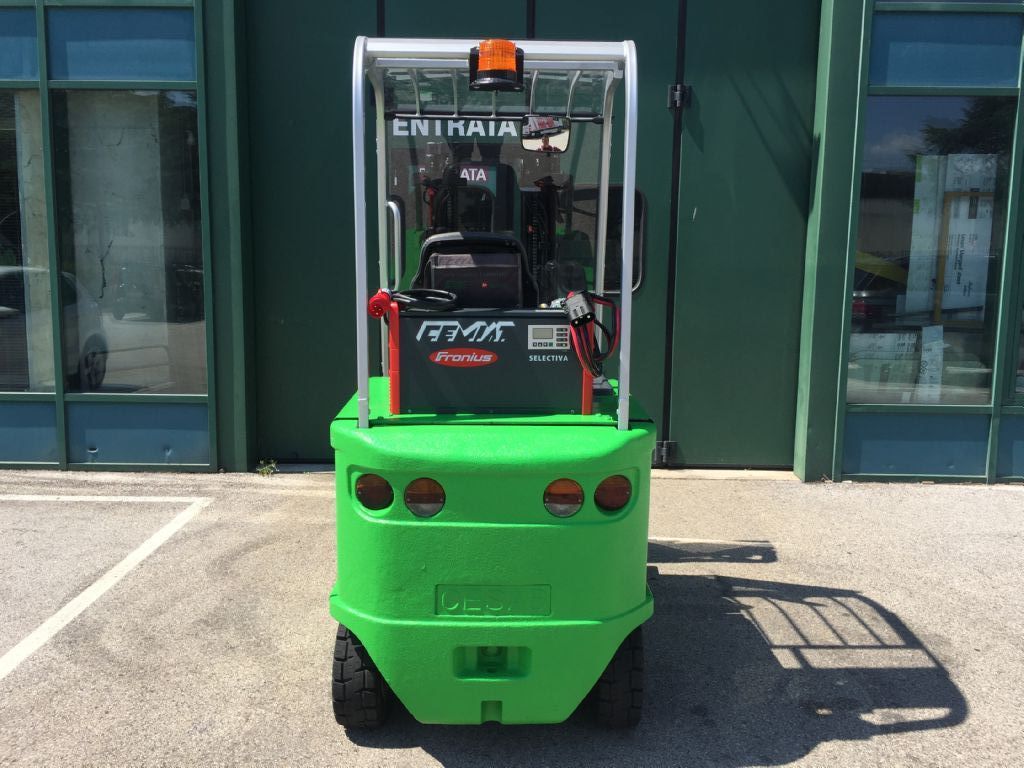 Cesab cenTAURO 48  200L Elettrico 4 ruote www.cemiat.com