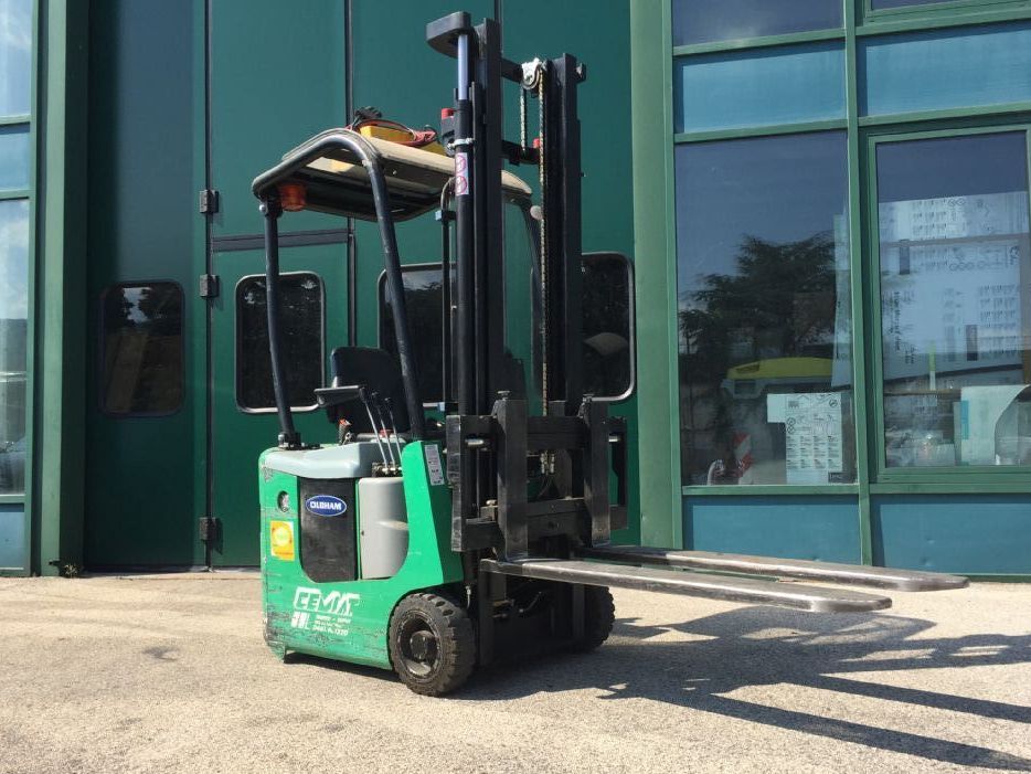 Levante Fly 08 28 Elektro 3 Rad-Stapler www.cemiat.com