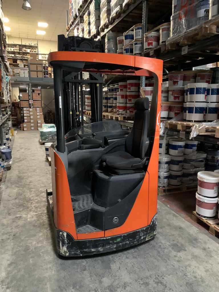 BT RRE 160 Schubmaststapler www.cemiat.com