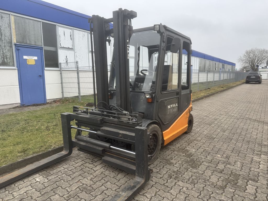 Still R60-45 Electric 4-wheel forklift www.contilift.de