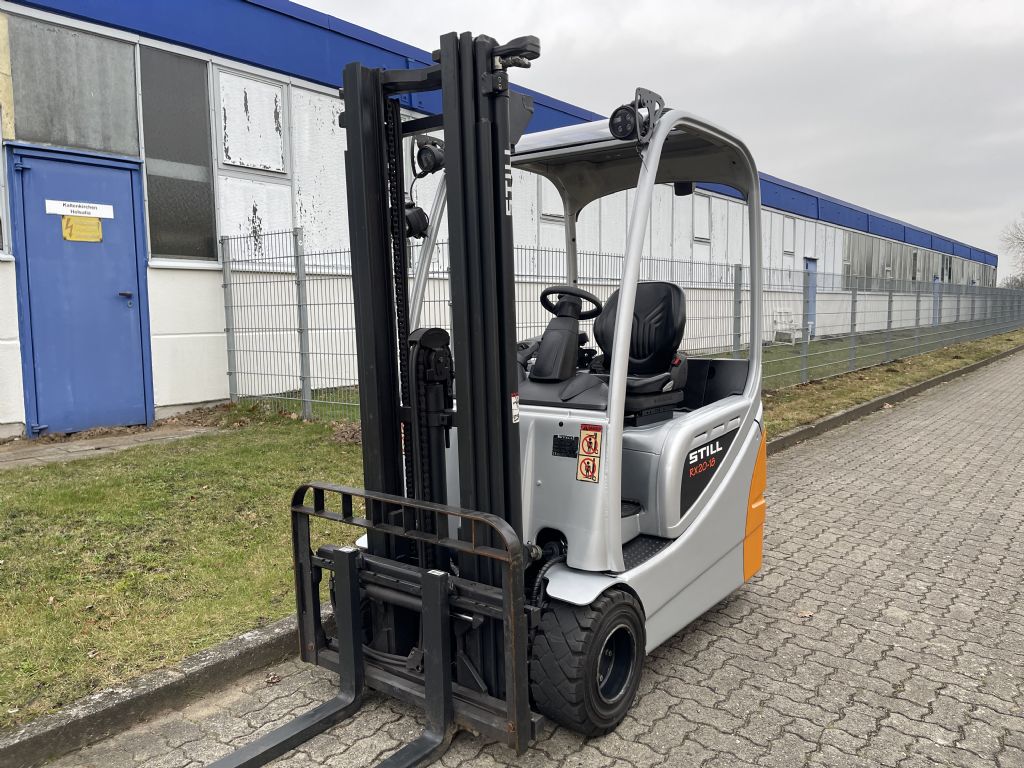 Still RX20-18 Elektro 3 Rad-Stapler www.contilift.de Still RX20-18 Elektro 3 Rad-Stapler www.contilift.de