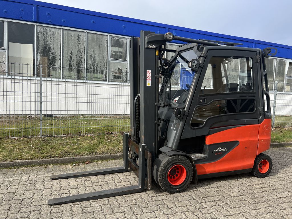 Linde E35HL-01/600 Elektro 4 Rad-Stapler www.contilift.de