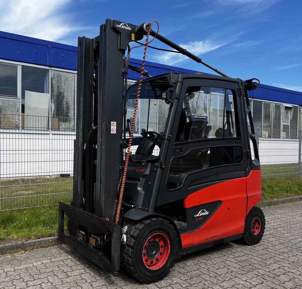 Linde E45HL-01/600 TRIPLEX Elektro 4 Rad-Stapler www.contilift.de