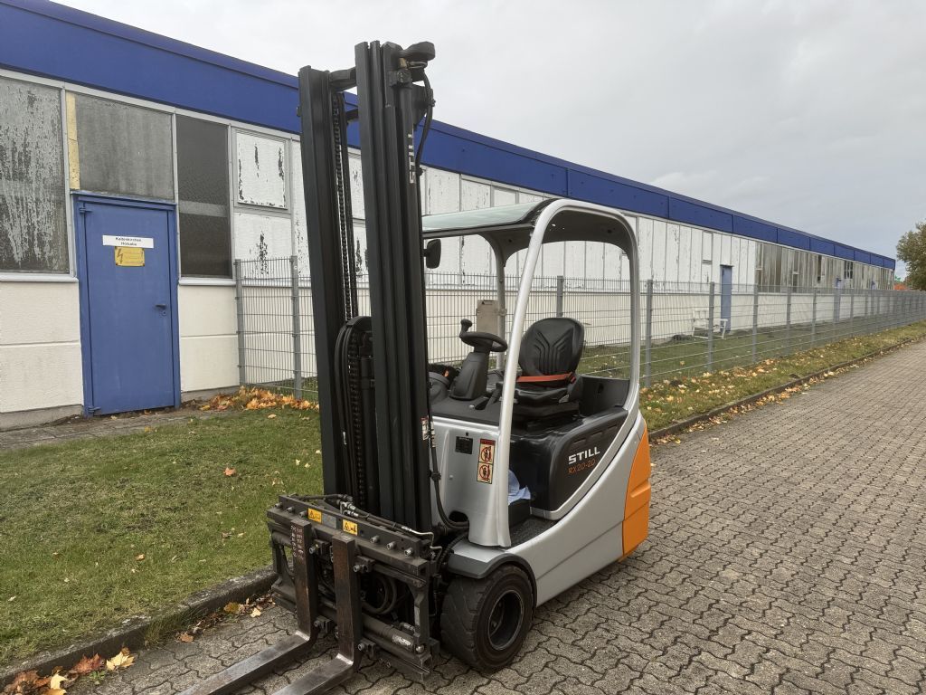Still RX20-20 Elektro 3 Rad-Stapler www.contilift.de Still RX20-20 Elektro 3 Rad-Stapler www.contilift.de