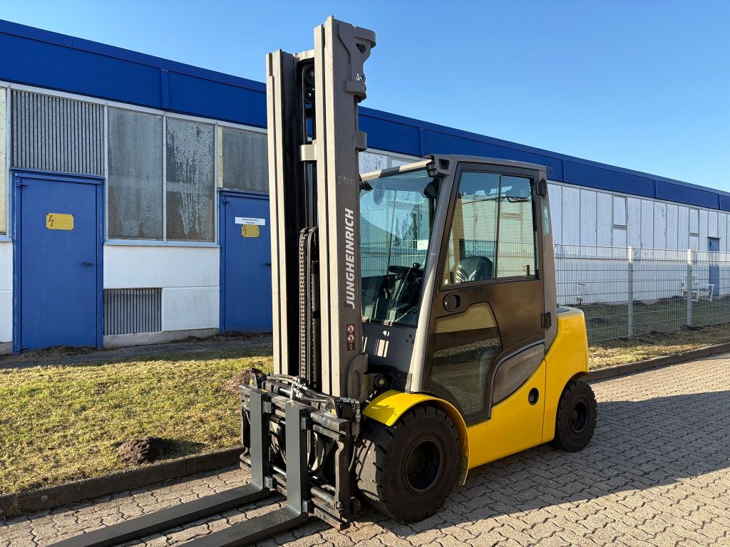Jungheinrich DFG430s Dieselstapler www.contilift.de