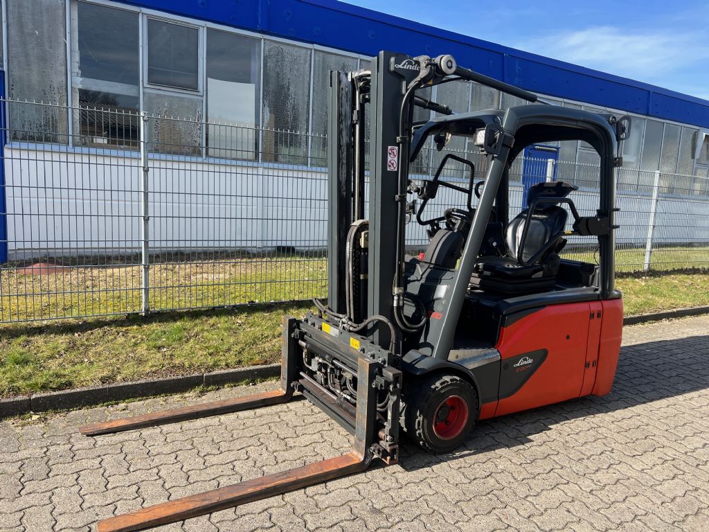 Linde E20L-02 386 Elektro 3 Rad-Stapler www.contilift.de