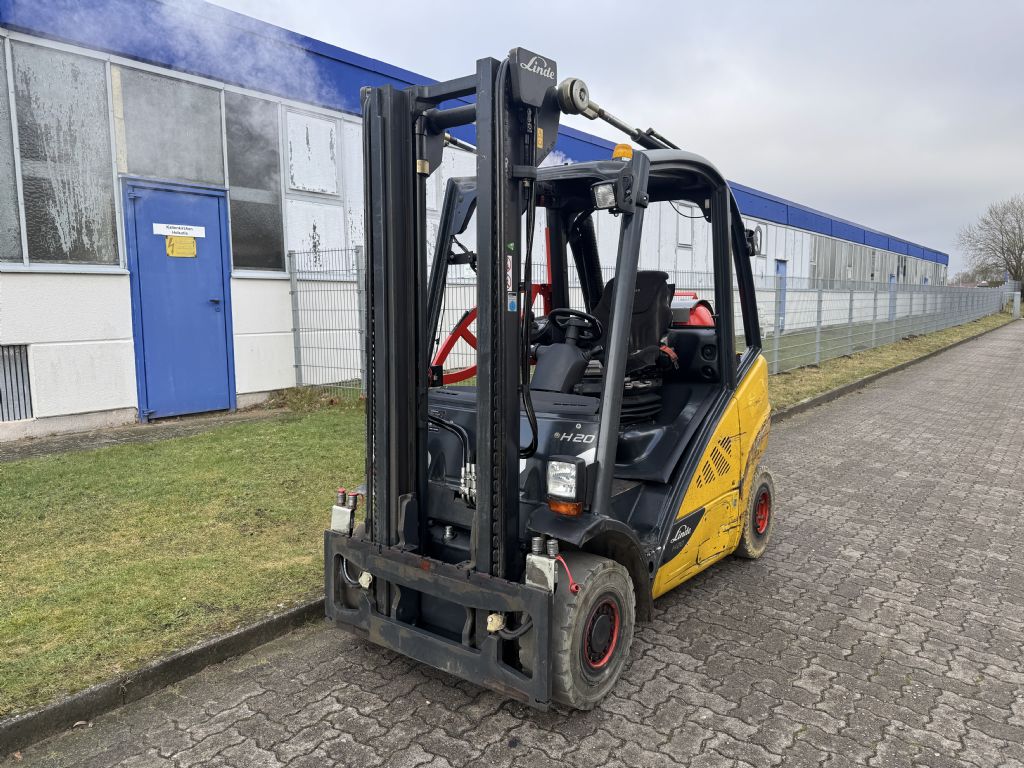 Linde H20T 392 Treibgasstapler www.contilift.de