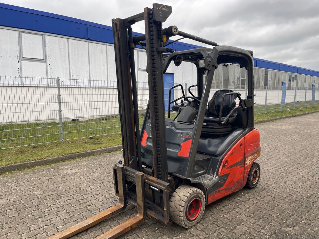 Linde H20T EVO 392 Treibgasstapler www.contilift.de