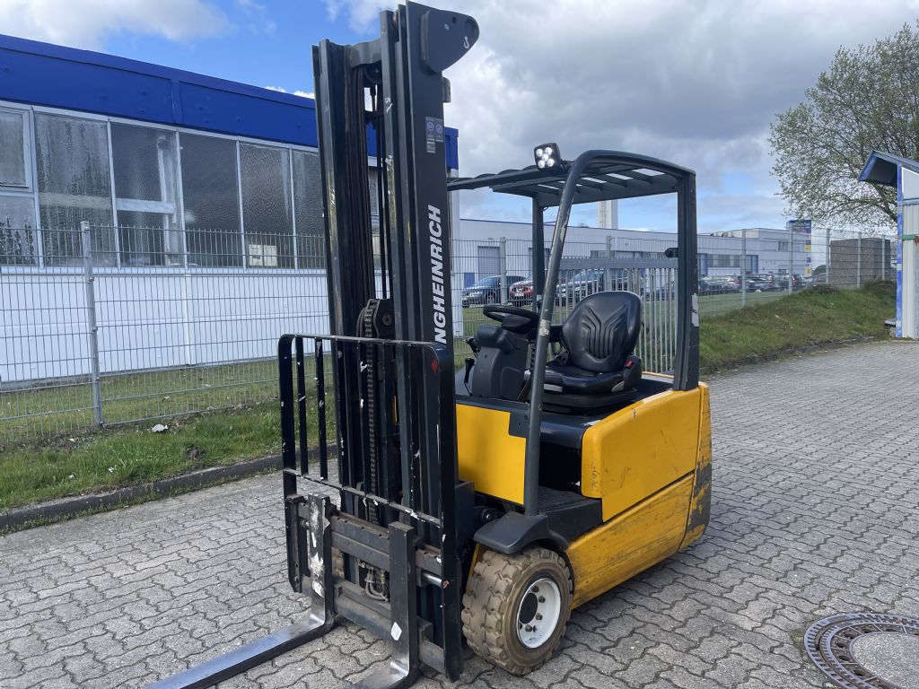 Jungheinrich EFG218K Elektro 3 Rad-Stapler www.contilift.de Jungheinrich EFG218K Elektro 3 Rad-Stapler www.contilift.de