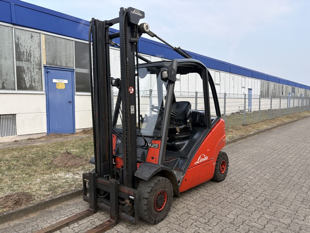 Linde H25D 392 Dieselstapler www.contilift.de Linde H25D 392 Dieselstapler www.contilift.de