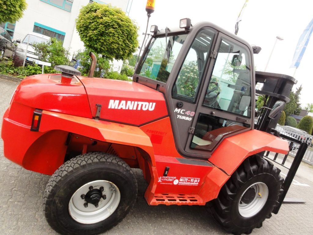 Used Manitou All-terrain forklift MANITOU MC 40 T POWERSHIFT Rough terrain  forklift truck mit Triplex Mast sale | Buy  Sale Second-Hand-Forklifts
