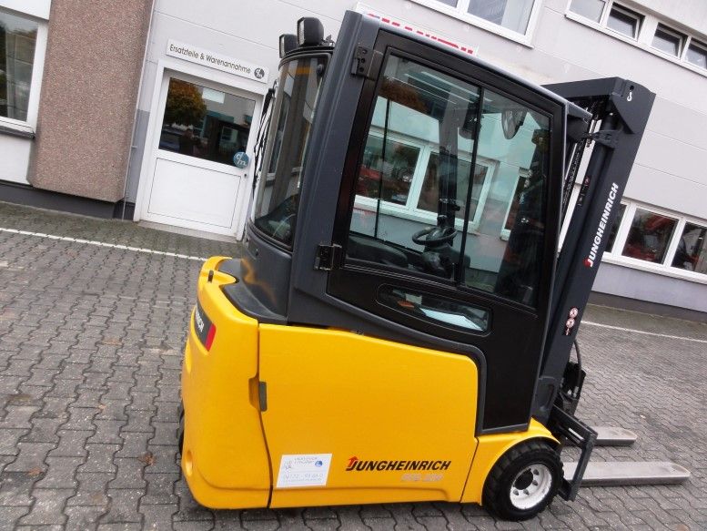 Used Jungheinrich Efg 2 New Batterie Electric 3 Wheel Forklift Mit Triplex Mast Sale Buy Sale Second Hand Forklifts