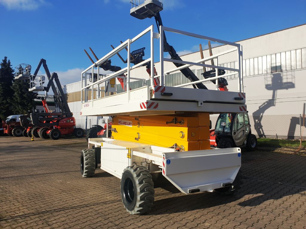 Holland-Lift HL-160 E24 Scherenarbeitsb�hne 