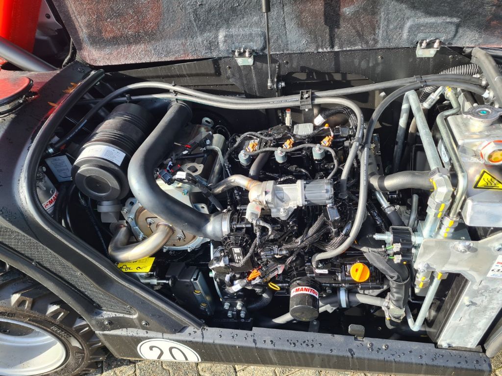 Manitou ULM 412 H Comfort Teleskopstapler starr 