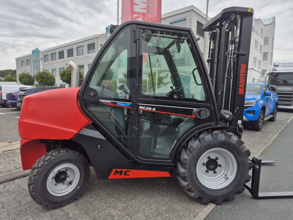 Manitou-MC 25-2 ST5B S1 -Gel�ndestapler domnick-mueller.de