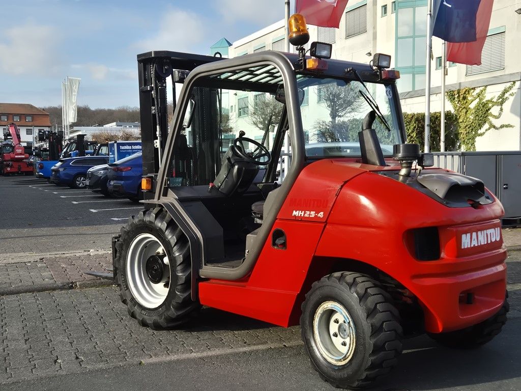 Manitou MH 25.4 Buggy Gel�ndestapler 