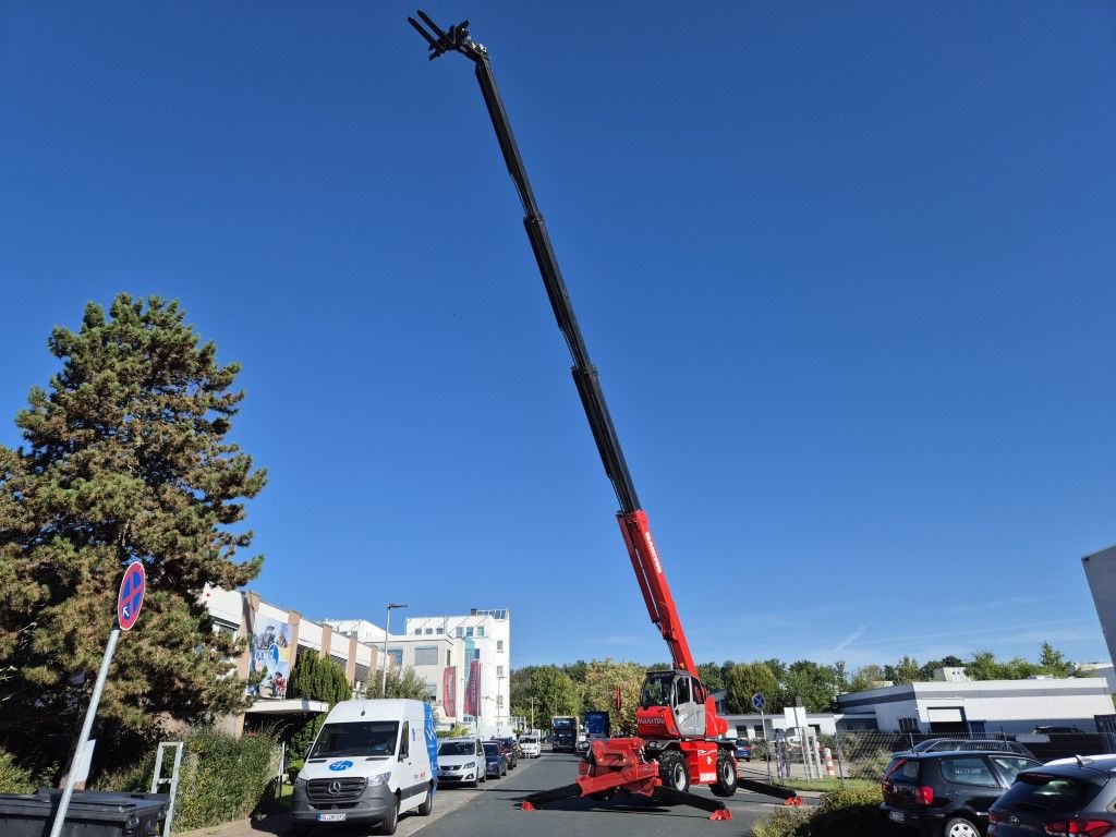 Manitou MRT 2550+ Teleskopstapler drehbar 