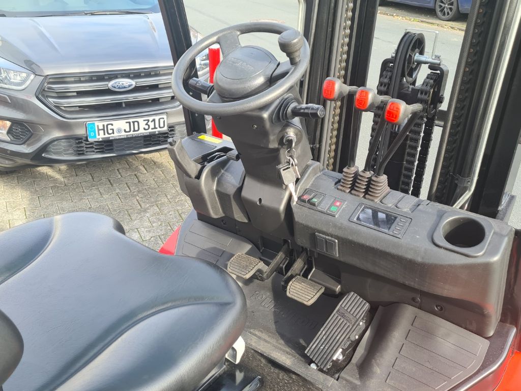 Manitou MI 35 Gas Triplex Treibgasstapler 