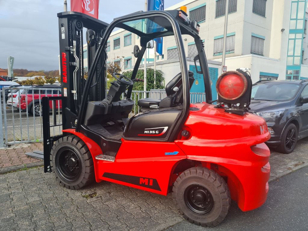 Manitou MI 35 Gas Triplex Treibgasstapler 