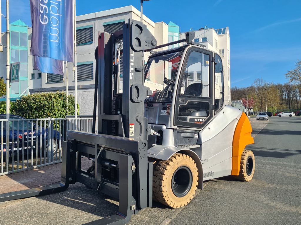 Still-RX 60-80 900-Elektro 4 Rad-Stapler domnick-mueller.de