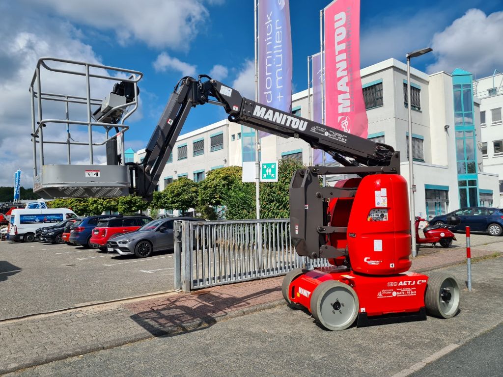 Manitou 120 AETJ C Gelenkteleskopb�hne www.domnick-mueller.de