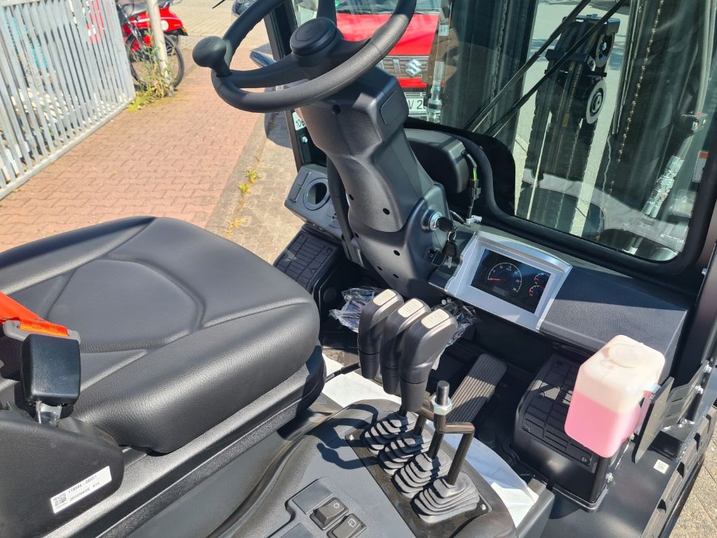 Doosan G30P-7 Treibgasstapler 