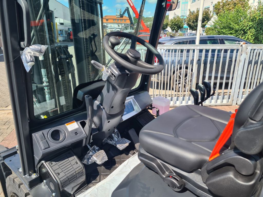 Doosan G30P-7 Treibgasstapler 