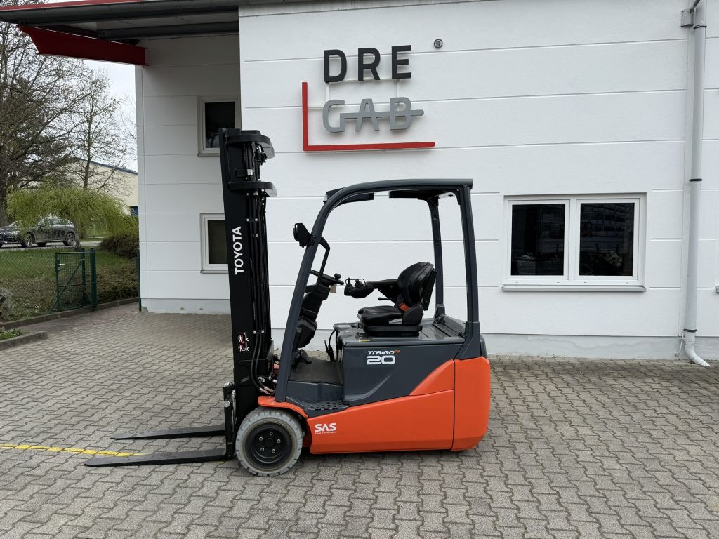 Toyota 8FBE20T Elektro 3 Rad-Stapler loeffler-gabelstapler.de